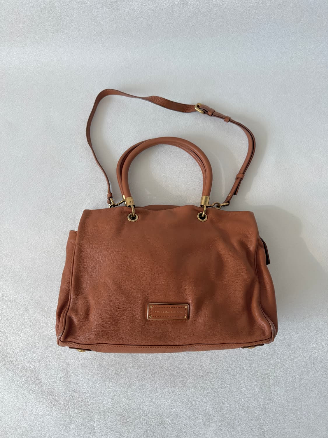 마크 바이 마크제이콥스(Marc by Marc Jacobs) 레더 토트백 상품이미지1