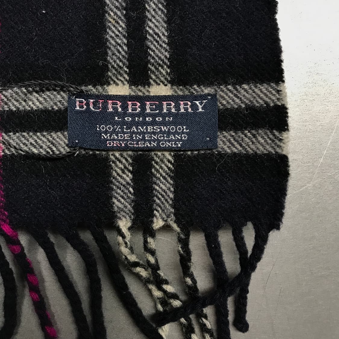 버버리 정품 램스울 머플러 네이비 상품이미지5