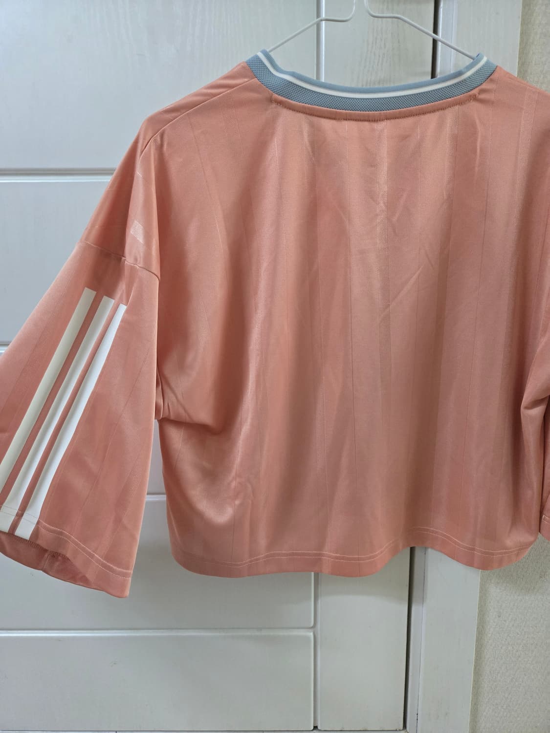 아디다스 크롭티셔츠 S사이즈  상품이미지2