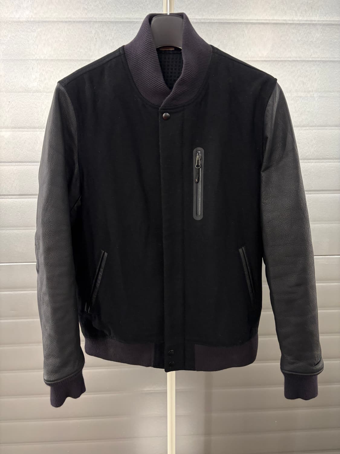 Nike leather varsity jacket XL 상품이미지2