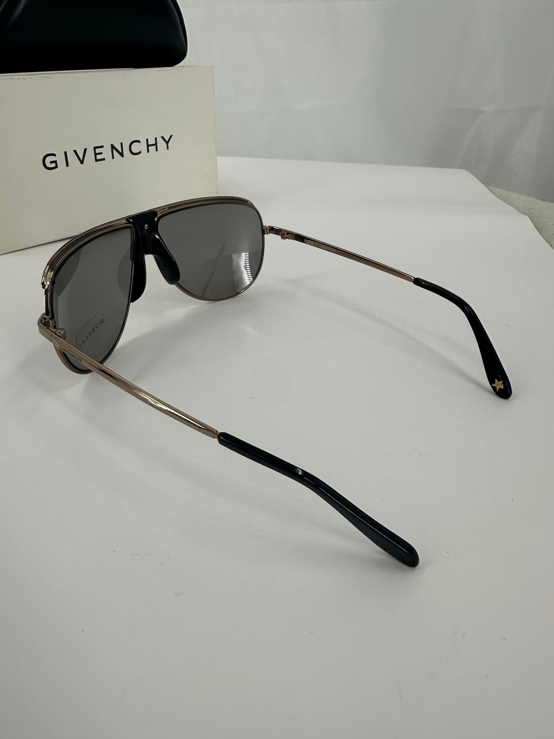 [새상품 무료배송] 정품 지방시 Made in Italy 선글라스 상품이미지6