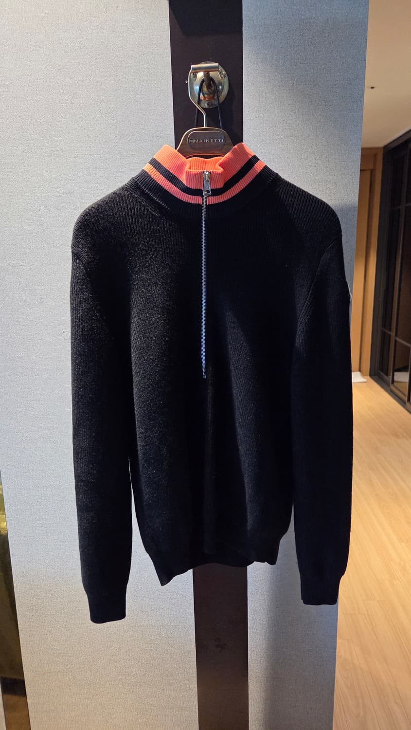 몽클레어 반집업 판매 상품이미지1