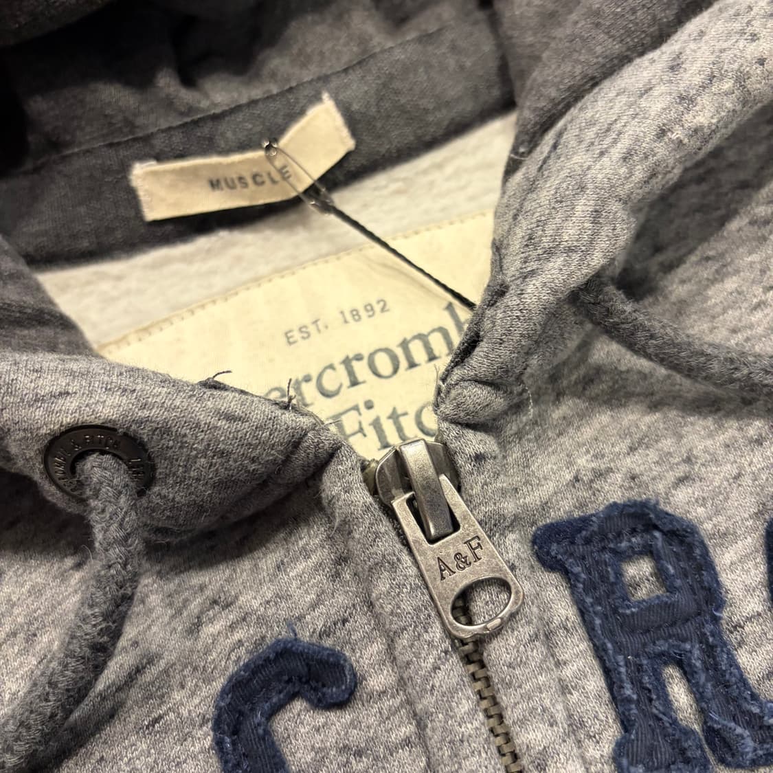 [S] 아베크롬비 뉴욕 아치로고 그레이 후드집업 D686 상품이미지5