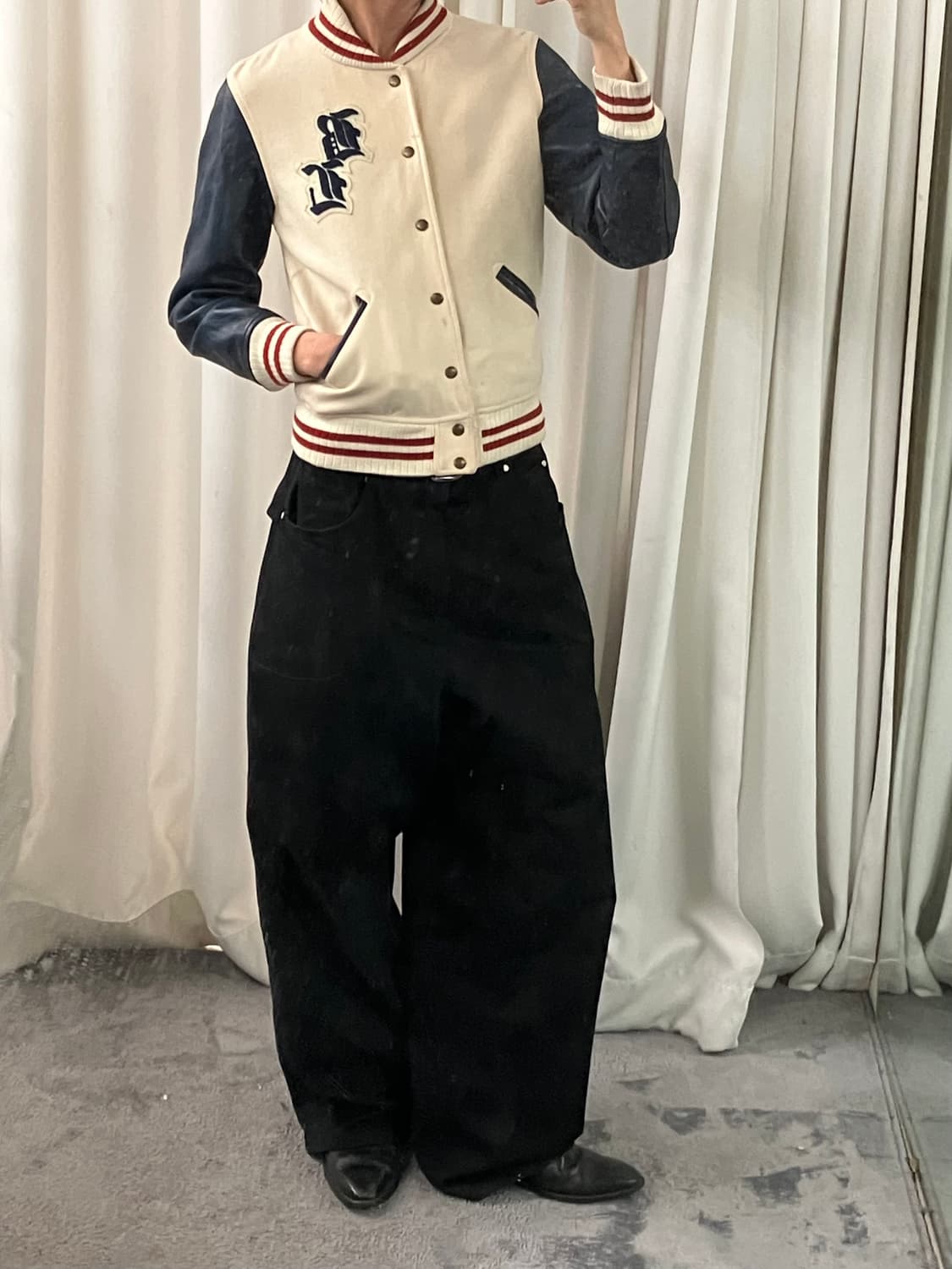 버버리 블루라벨 로고 와펜 가죽 소매 스타디움 자켓 M 상품이미지9