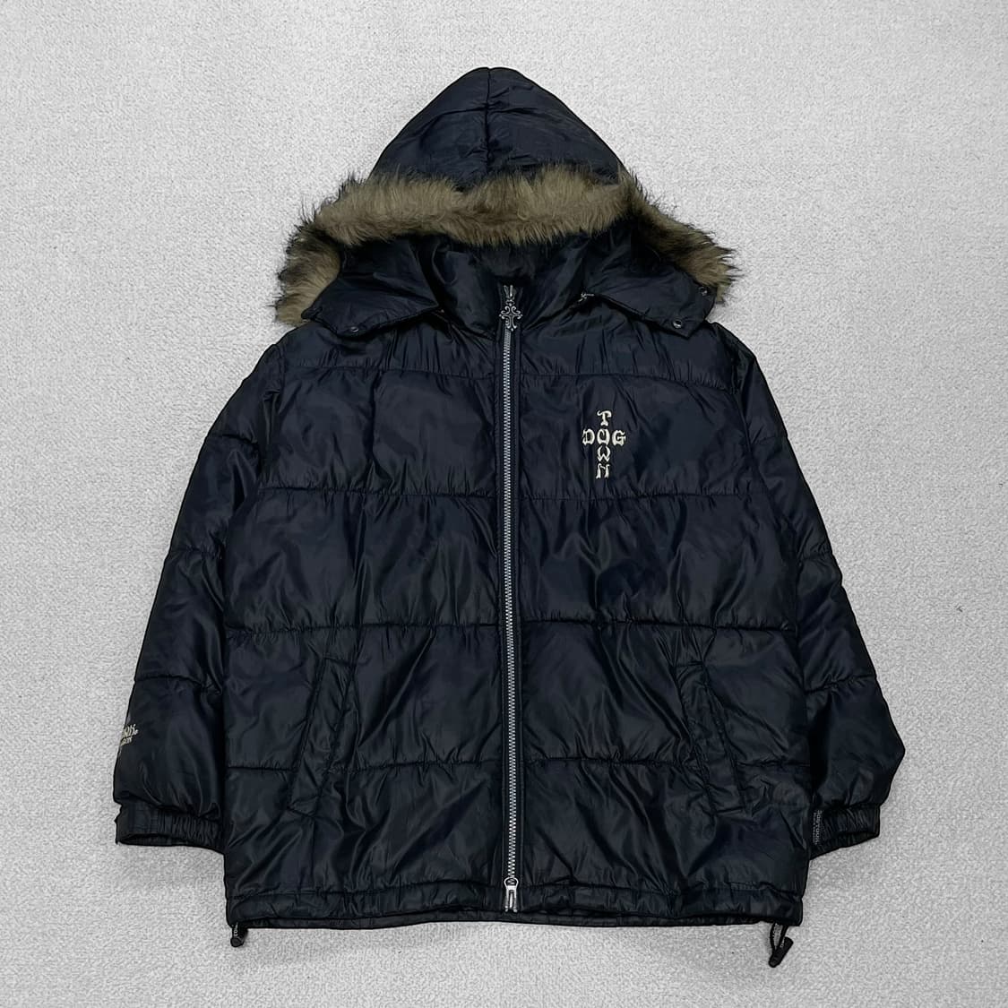 도그타운 Dog town 블랙 드래곤 자수 패딩 자켓 블랙 상품이미지1