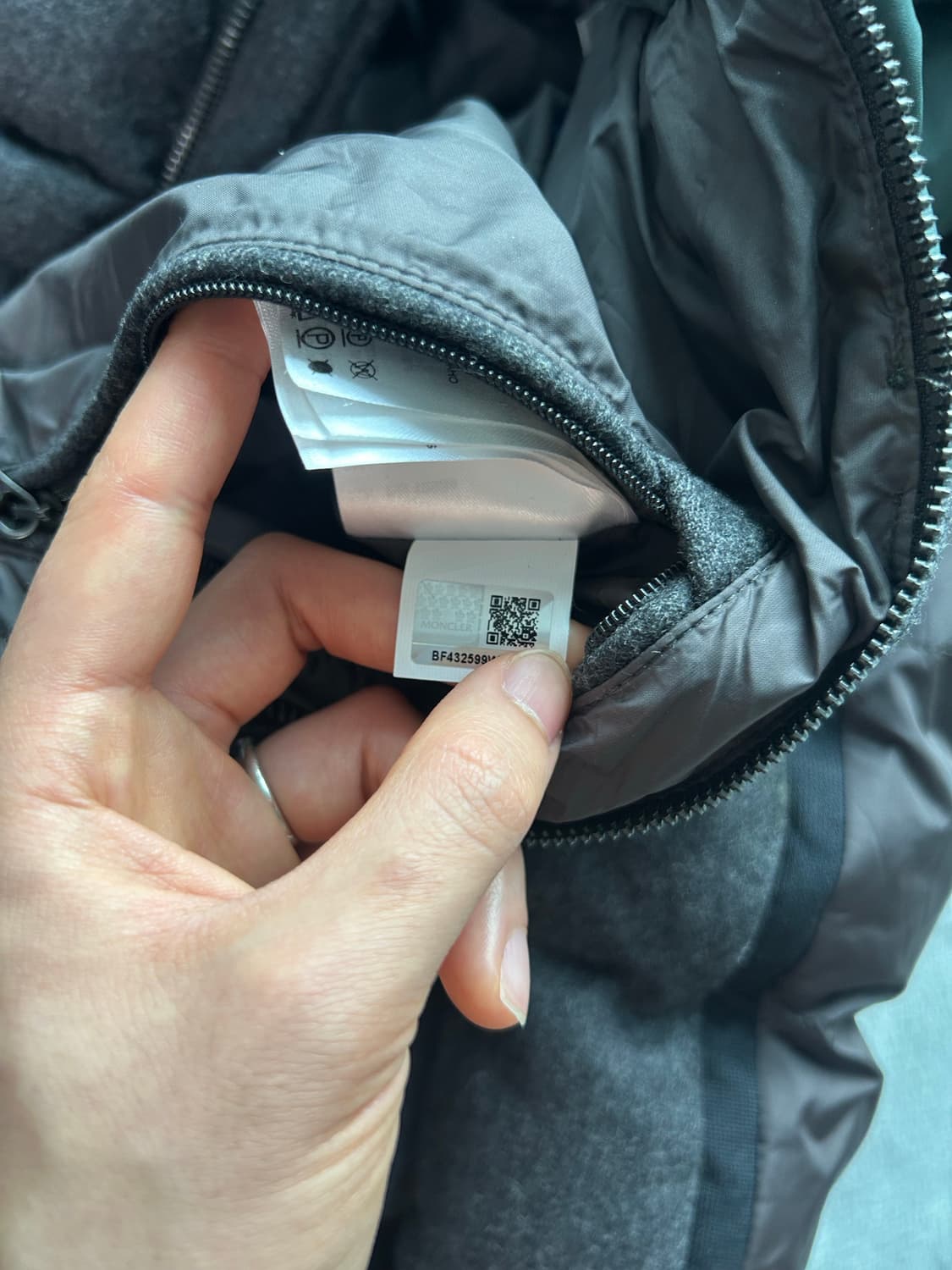 정품 몽클레어 패딩 상품이미지5