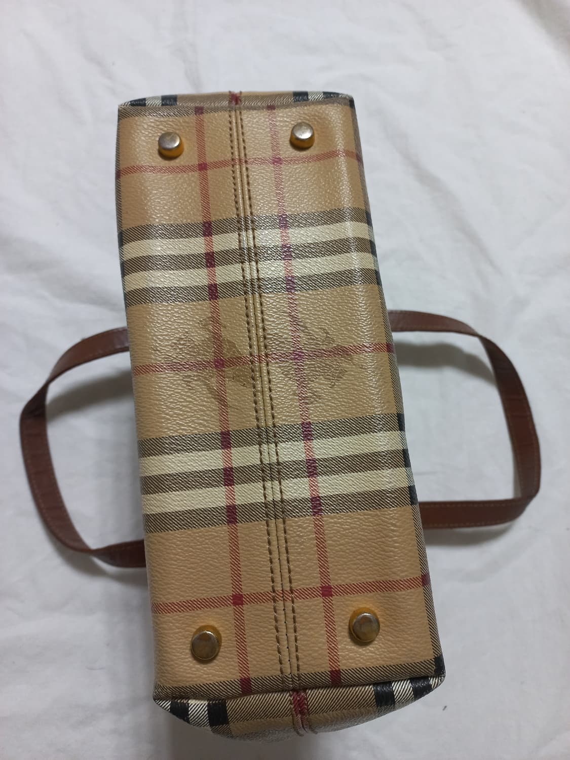 버버리 체크 토트백 상품이미지2