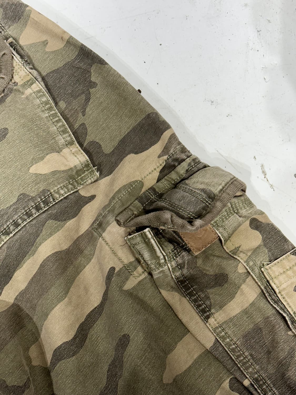 아베크롬비 베이지 밀리터리 카모 빅 포켓 와이드 카고 팬츠 L 상품이미지6
