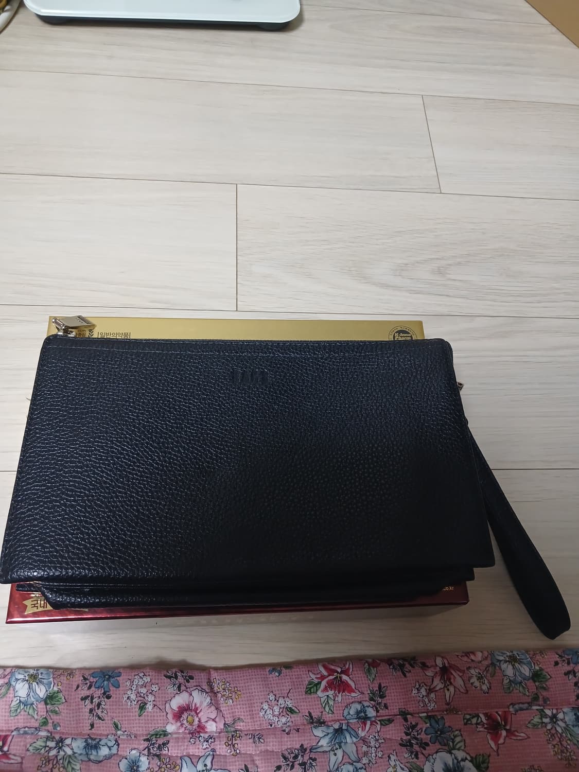 닥스 클러치백  상품이미지1