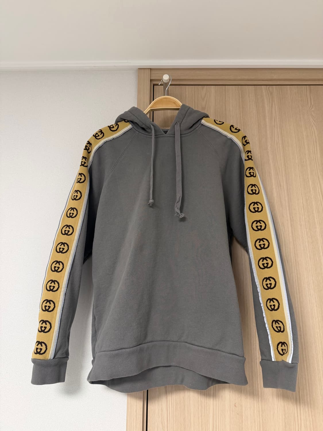 Gucci GG 사이드라인 후디 🩶 상품이미지1