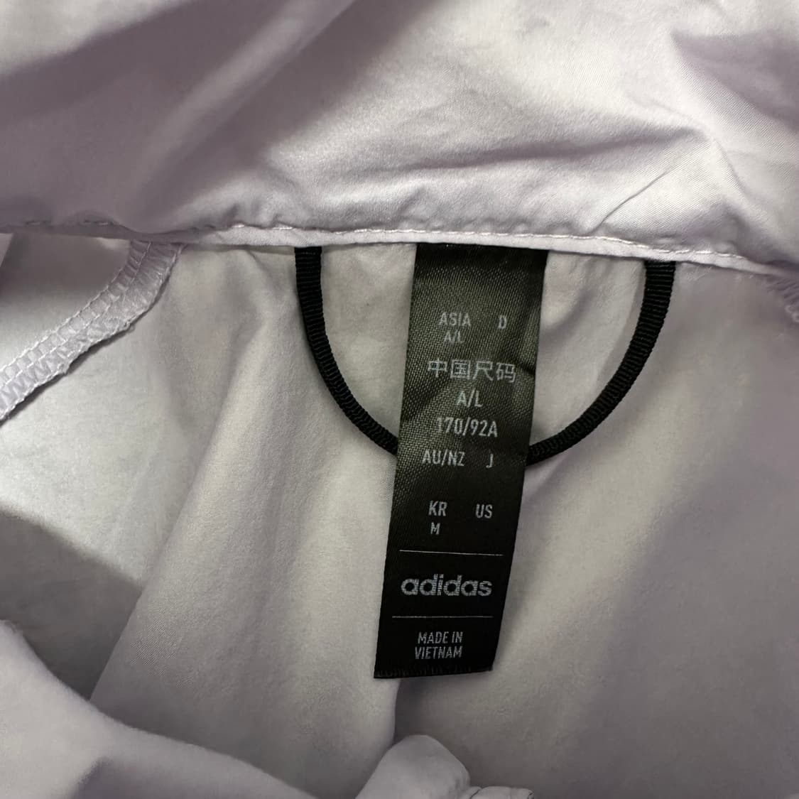 아디다스 여성 경량 바람막이 자켓 러닝복 운동복 M 상품이미지5