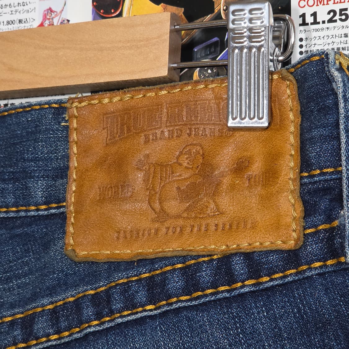 트루릴리전 데미지 워싱 부츠컷 데님 팬츠 상품이미지4