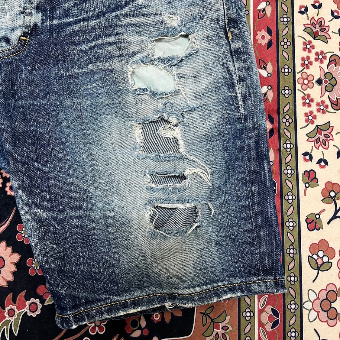 디스퀘어드2 데미지 워싱 데님 반바지 48 상품이미지4