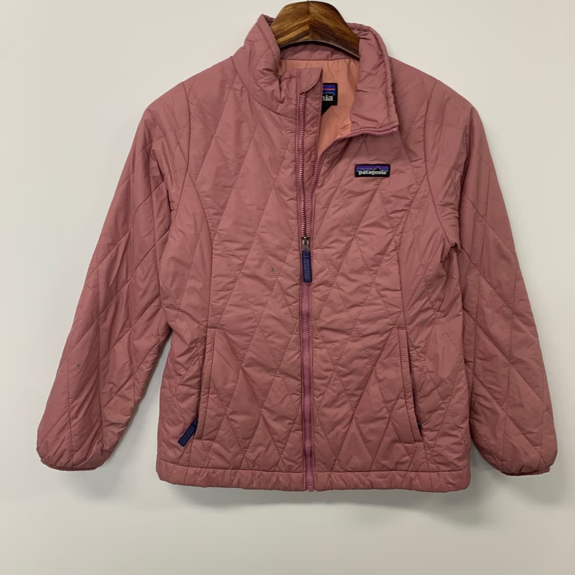 파타고니아 로즈 퀼팅 경량 패딩 상품이미지3