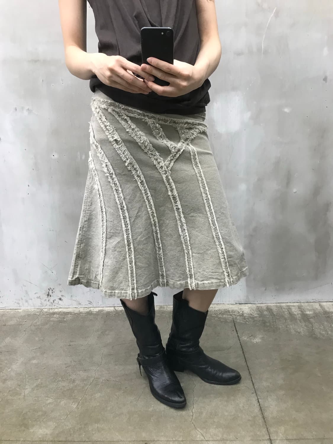 Cut-out Skirt 상품이미지1
