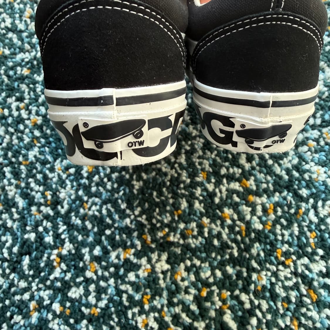 CDG x 반스 올드 스쿨 스니커즈 상품이미지5