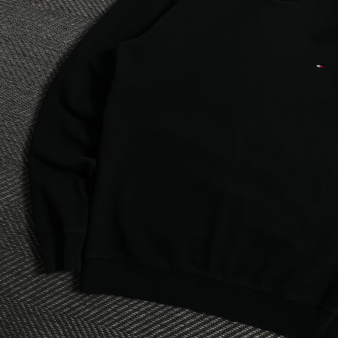 타미힐피거 스몰 자수로고 블랙 맨투맨o 4235 상품이미지3