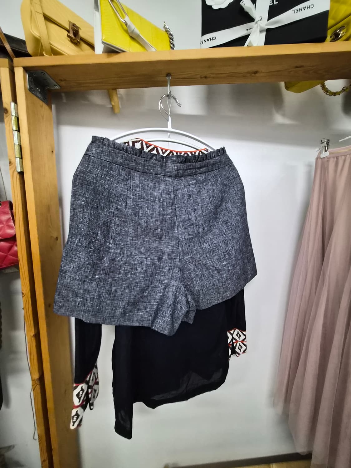 토리버치 자수 코튼 튜닉 자수 블라우스. .제이크루 프릴포켓 린넨팬츠 상품이미지10