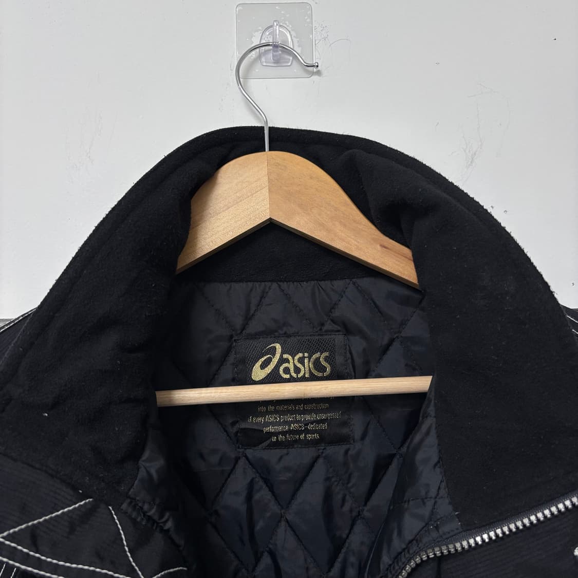 아식스 블랙 올드스쿨 누빔 아노락  상품이미지4