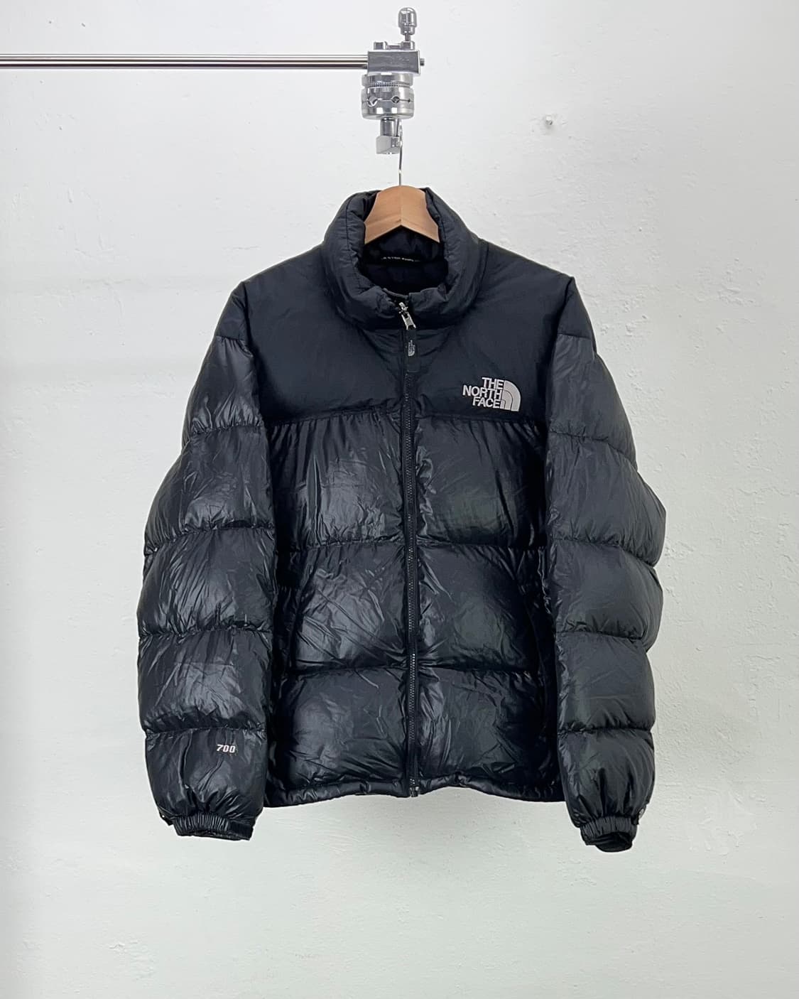 노스페이스 눕시 700 블랙 다운 패딩 자켓 상품이미지1