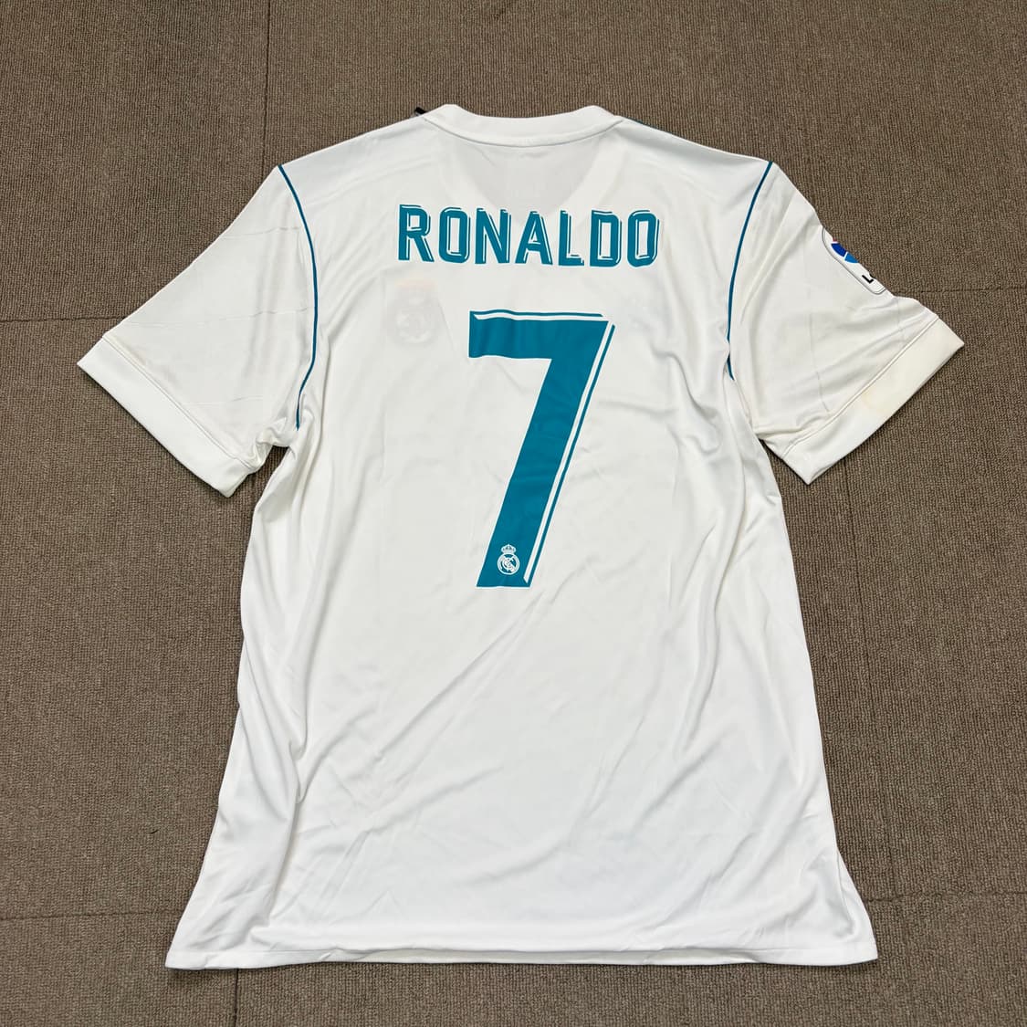아디다스 레알 마드리드 2017-2018 홈 유니폼 호날두  상품이미지5
