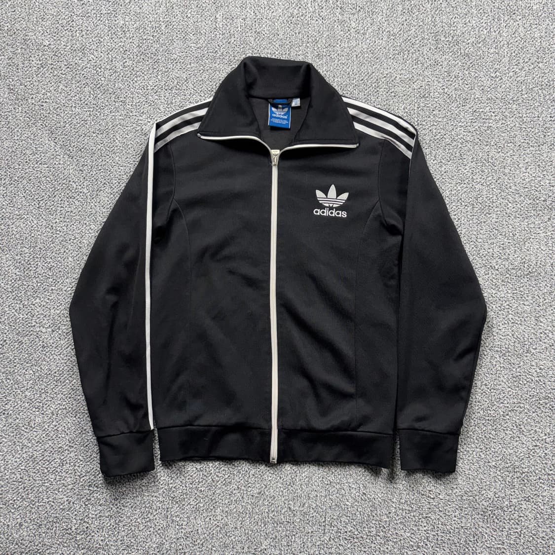 아디다스 유로파 블랙 트랙탑 져지 상품이미지1