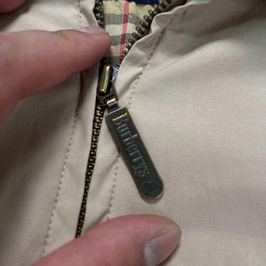 100 버버리 기마로고 블루종 자켓 상품이미지3