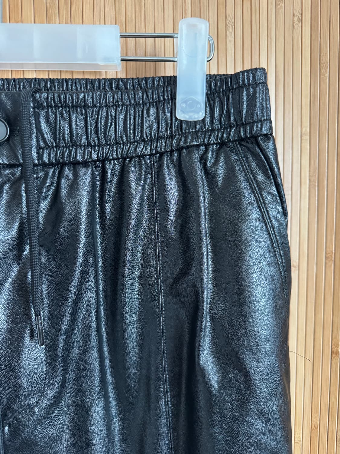 [미착용/32사이즈] 시스템옴므 와이드 비건 레더 조거 팬츠 상품이미지10