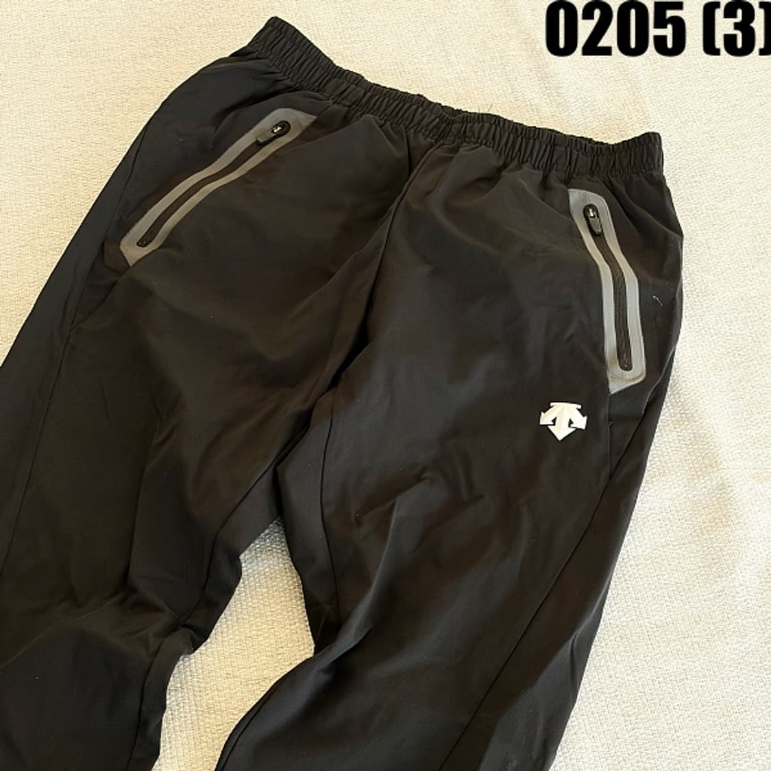 [실측확인] 데상트 여성 블랙 트레이닝 트랙 팬츠 0205(3) 상품이미지2