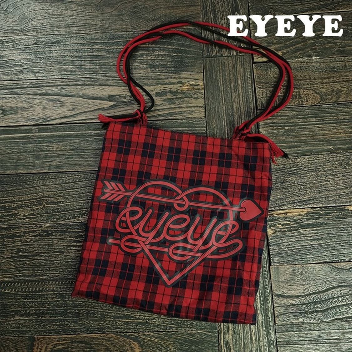 [아이아이] 그래픽 자수 타탁 체크 에코백 M19836 상품이미지1