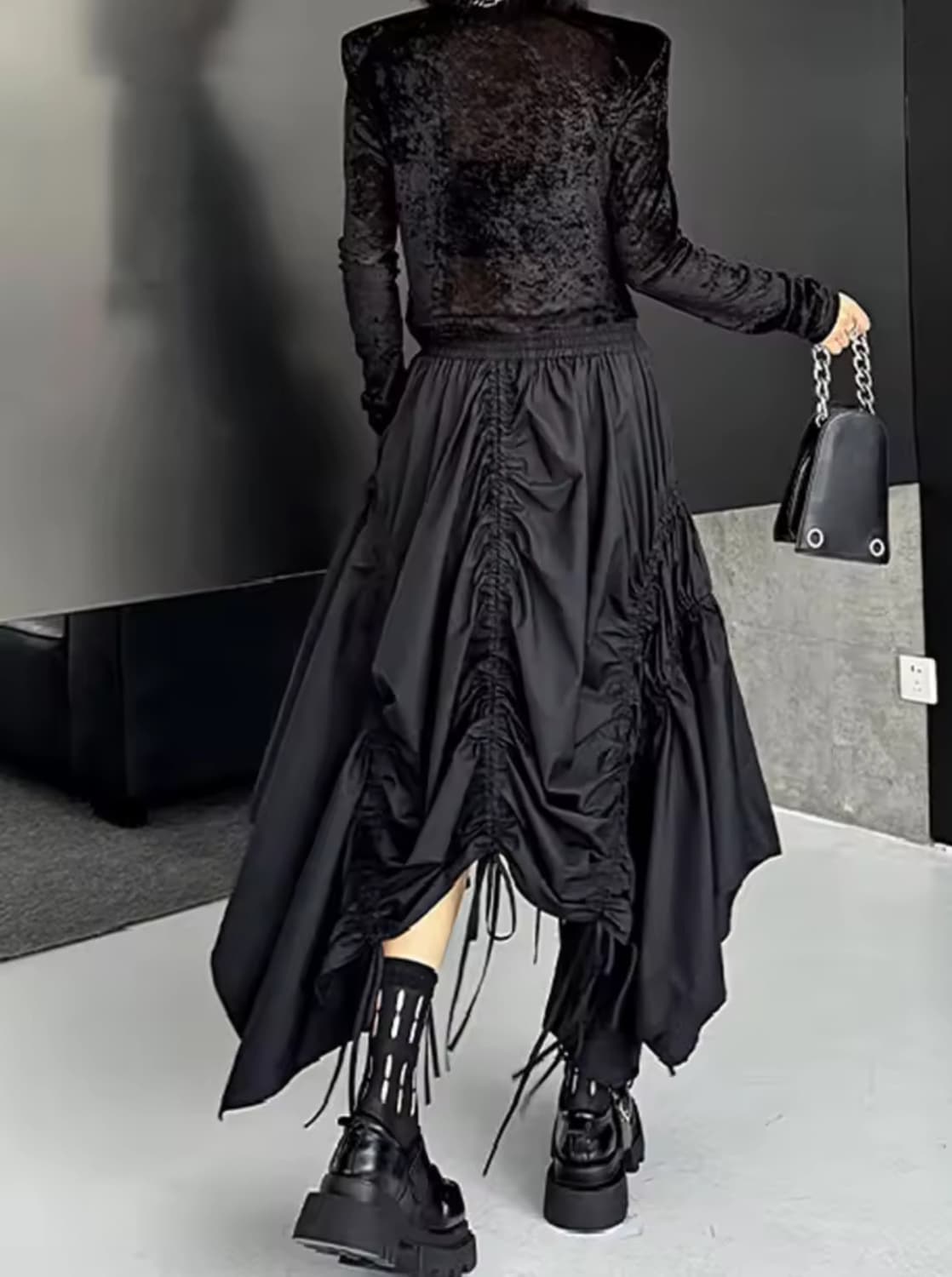 언발란스 드로스트링 드레이핑 롱 스커트 블랙  상품이미지7