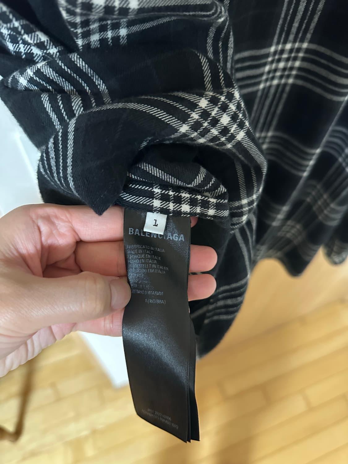 발렌시아가 트롱프뢰유 셔츠 1사이즈 상품이미지4