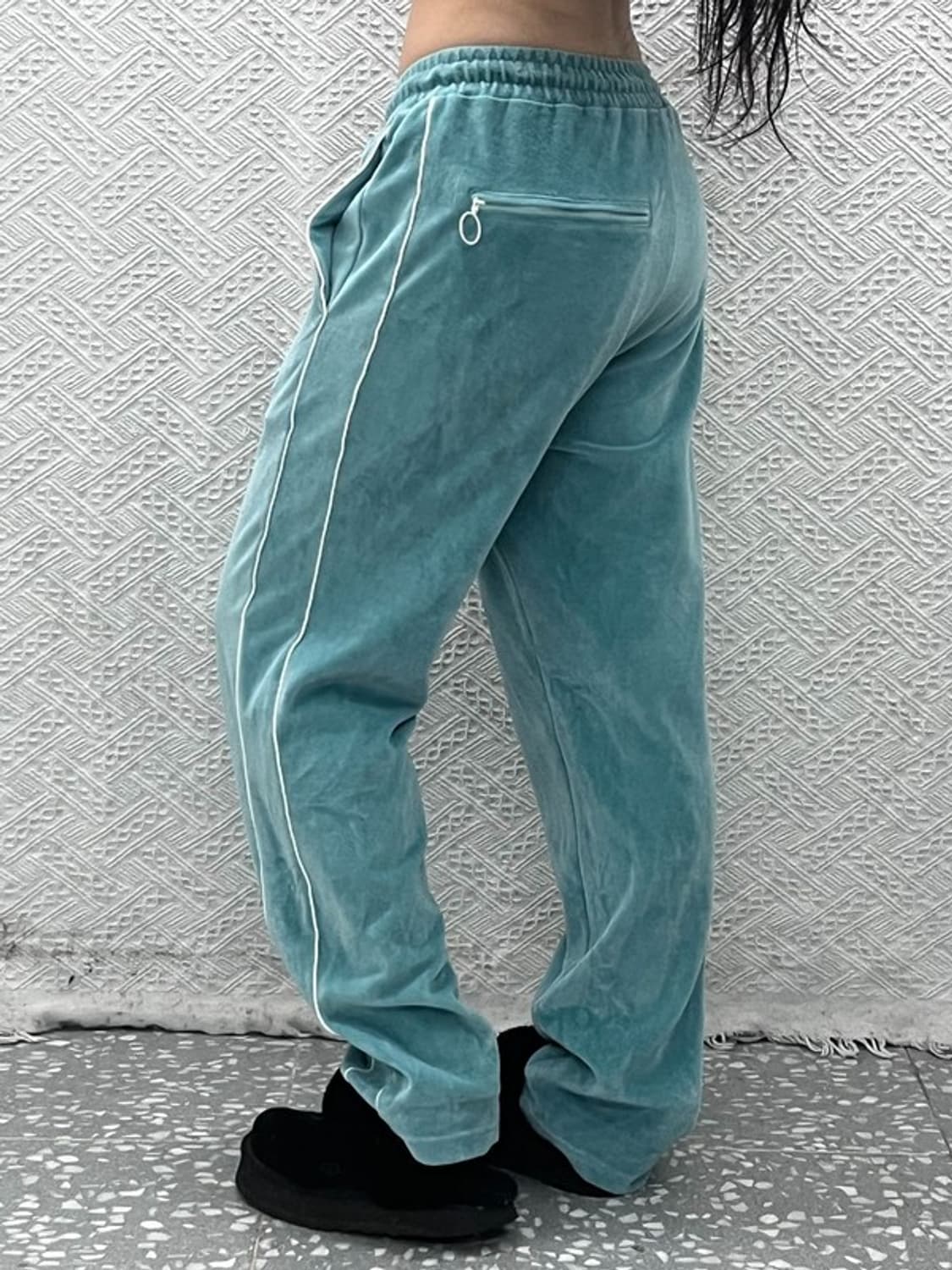 뉴에라 레트로 Y2K 90's 민트 벨벳 트랙 스웻팬츠 90 C09840 상품이미지2