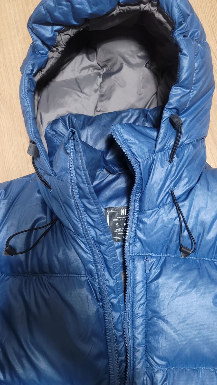 나이키 구스패딩 상품이미지2