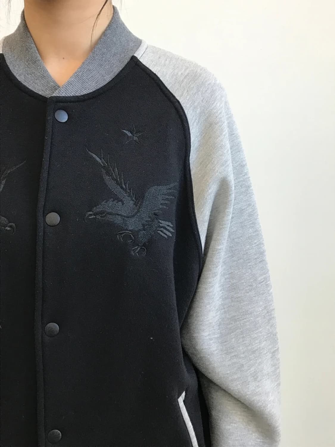 RUSS-K Eagle Embroidered Varsity Jacket 상품이미지3