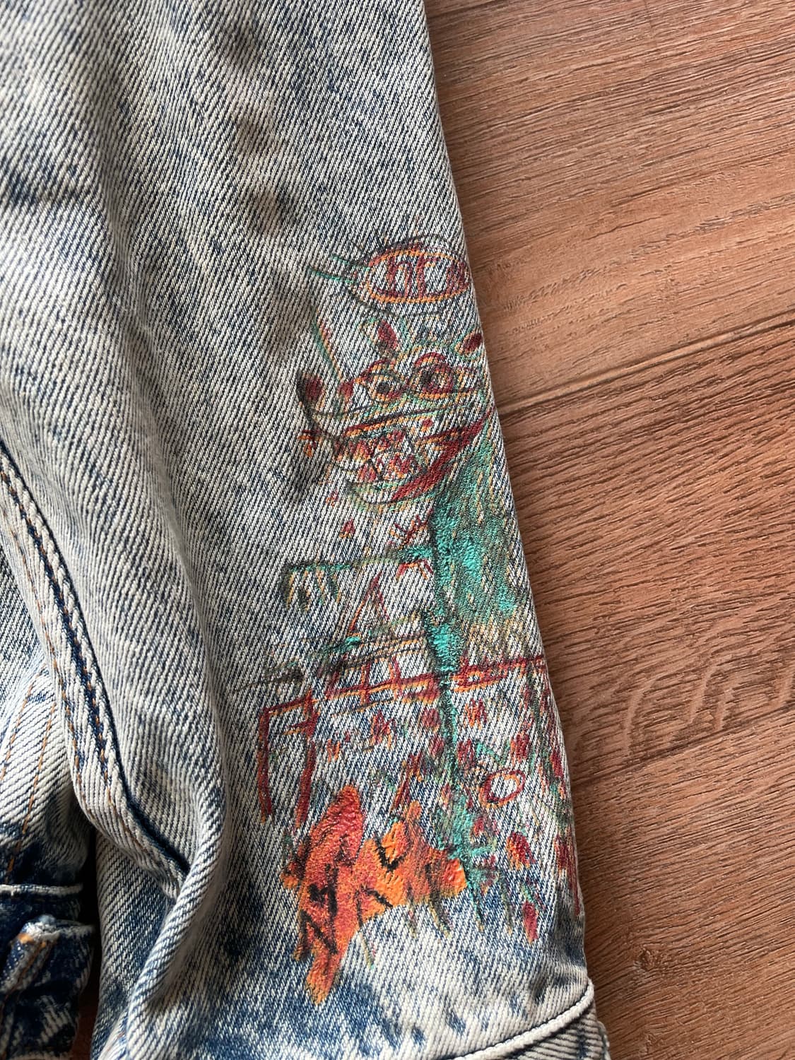 ZARA 장 미쉘 비스키아 콜라보 데님 트러커 자켓  상품이미지4