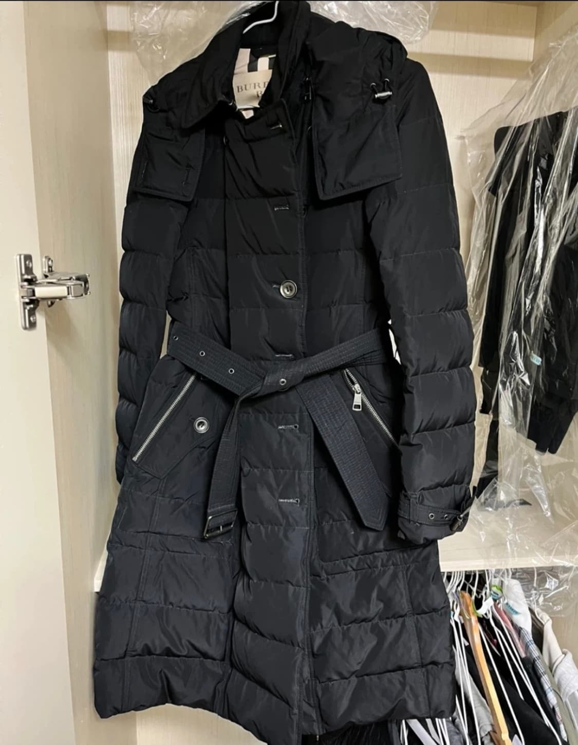(정품) 버버리 브릿 롱패딩 S (애쉬윅 명품 여자 자켓 점퍼) 상품이미지1