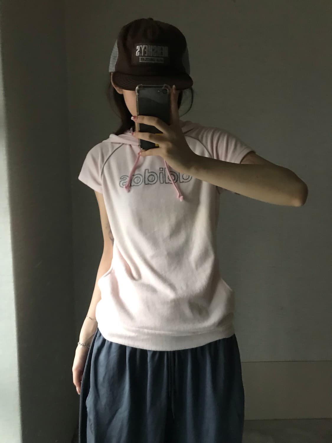 아디다스 00s 연핑크 테리 반팔 후드티 상품이미지1