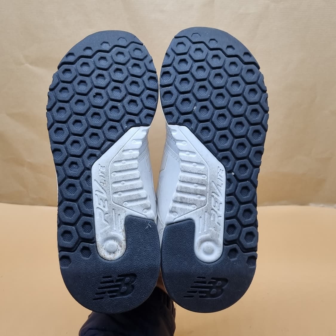 뉴발란스 247 여성운동화230  상품이미지3