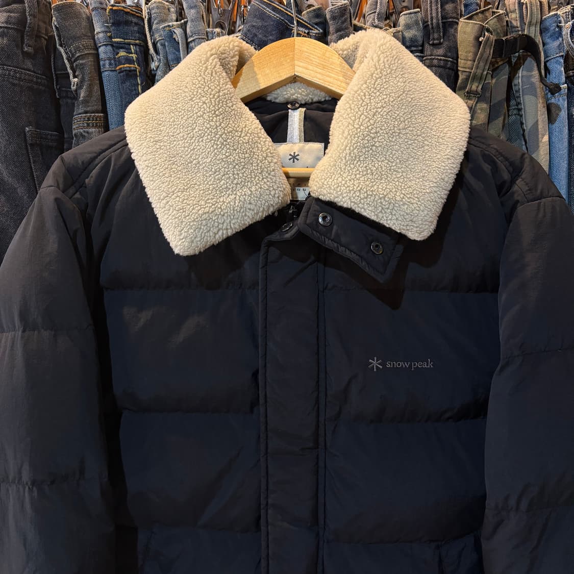 스노우피크 카라 부클넥 헤비 다운 자켓 상품이미지1