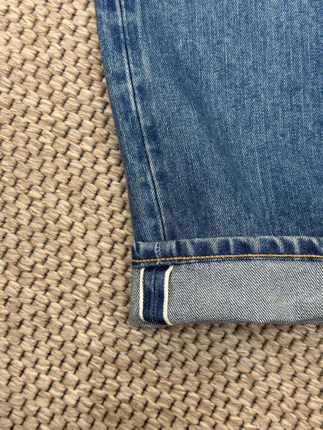 시오타 와이드 테이퍼드 셀비지 데님 (31) 상품이미지4