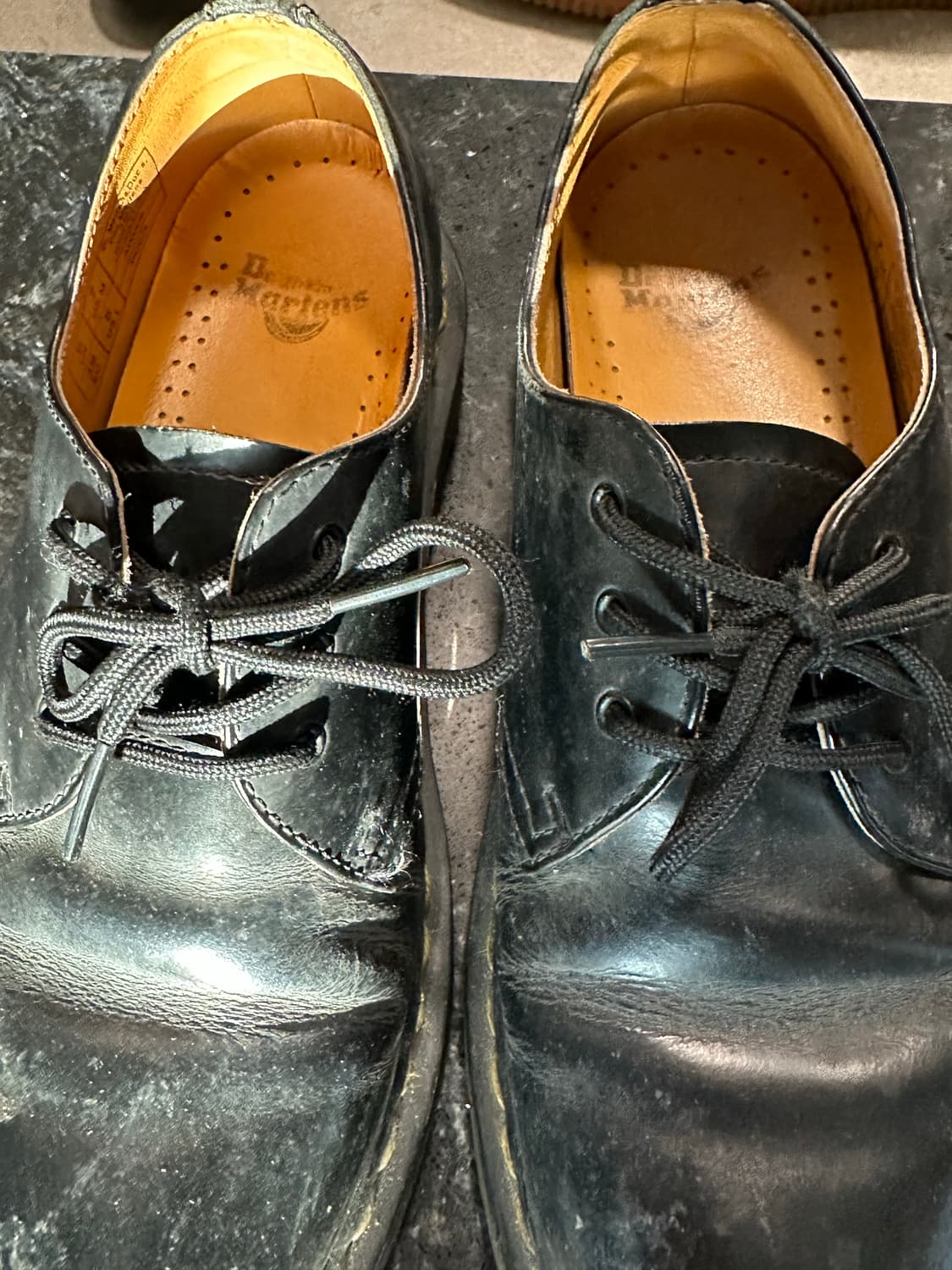 닥터마틴 250 사이즈 팝니다 상품이미지1