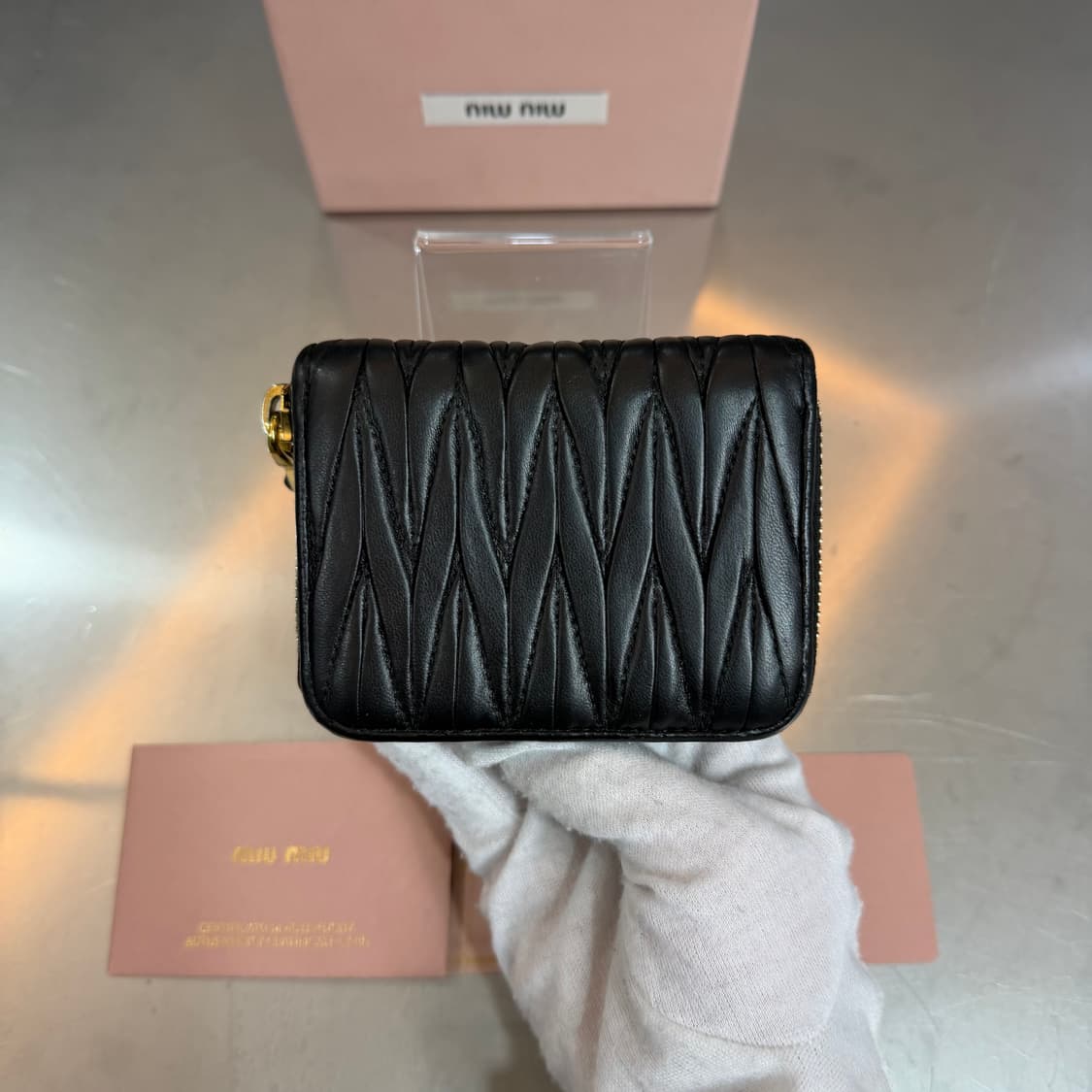 [리오브] 미우미우 마테라쎄 금장 나파 지퍼 코인 카드지갑 상품이미지3