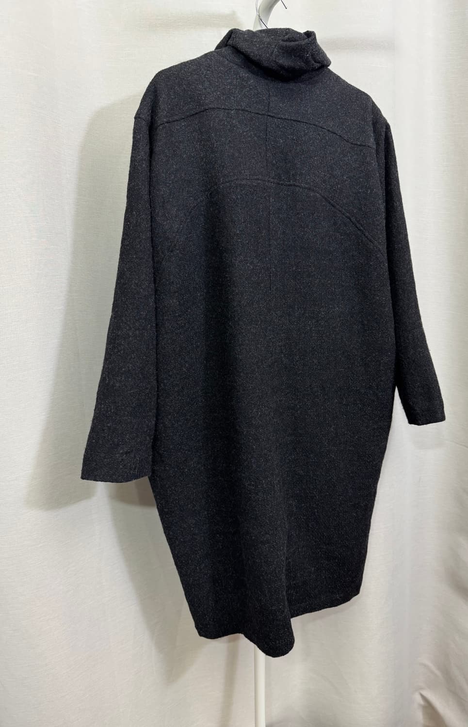 얇은 울100 간절기 차콜 아방핏 Sensounico 코트 상품이미지3