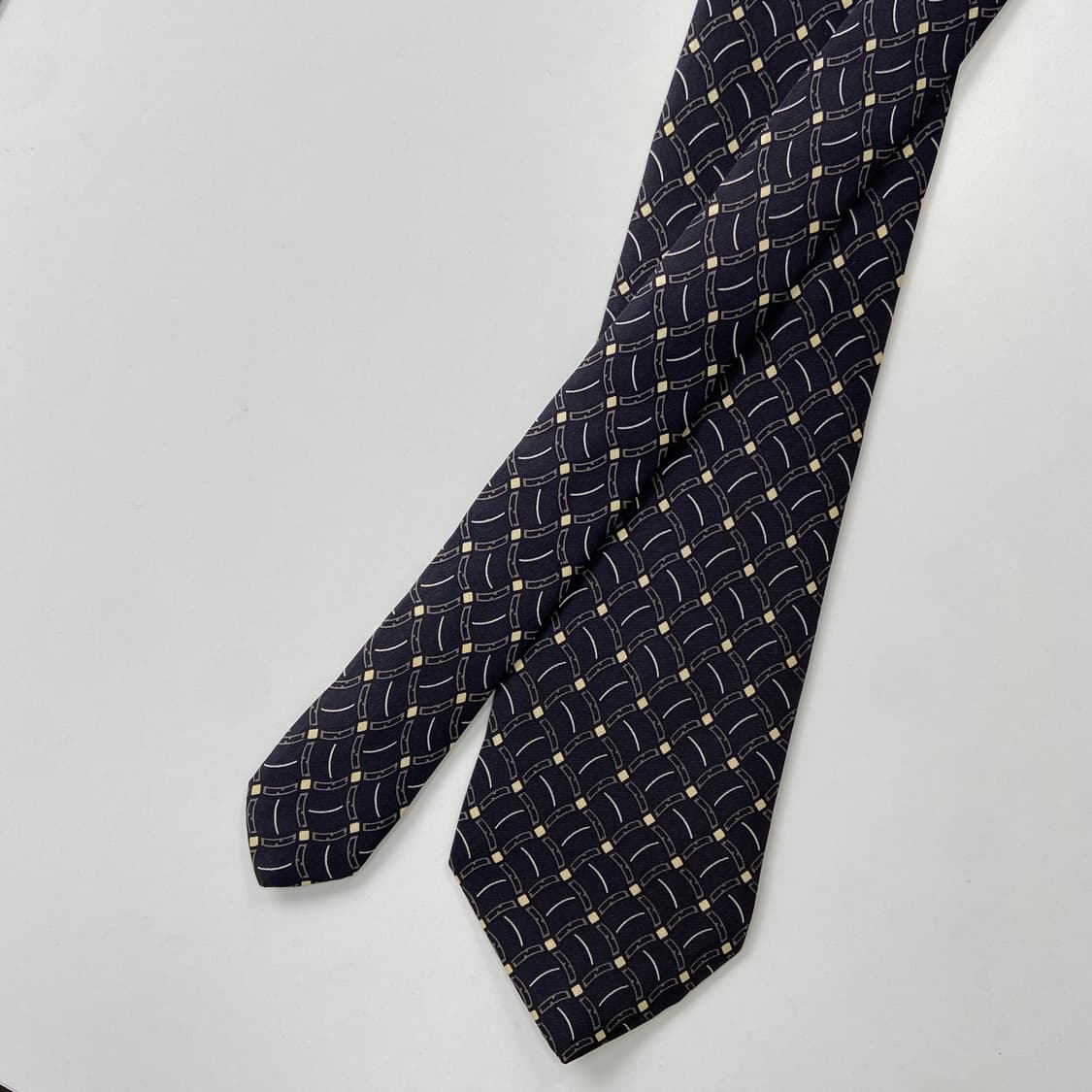 펜디 (FENDI) 모노그램 명품 정품 블랙넥타이 상품이미지3