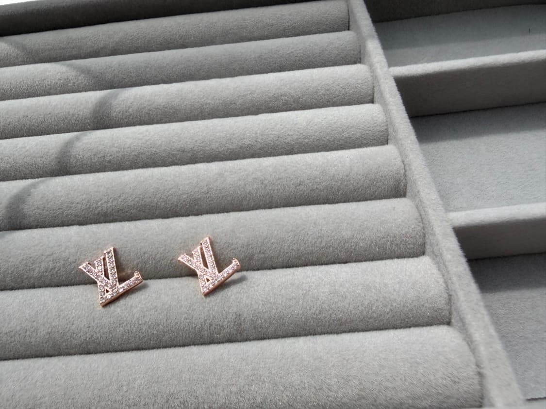 LV 크리스탈 이어링 상품이미지6