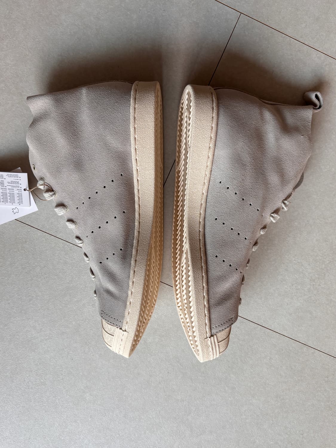 아디다스 x 웨일즈보너 슈퍼스타 하이 그레이 상품이미지3