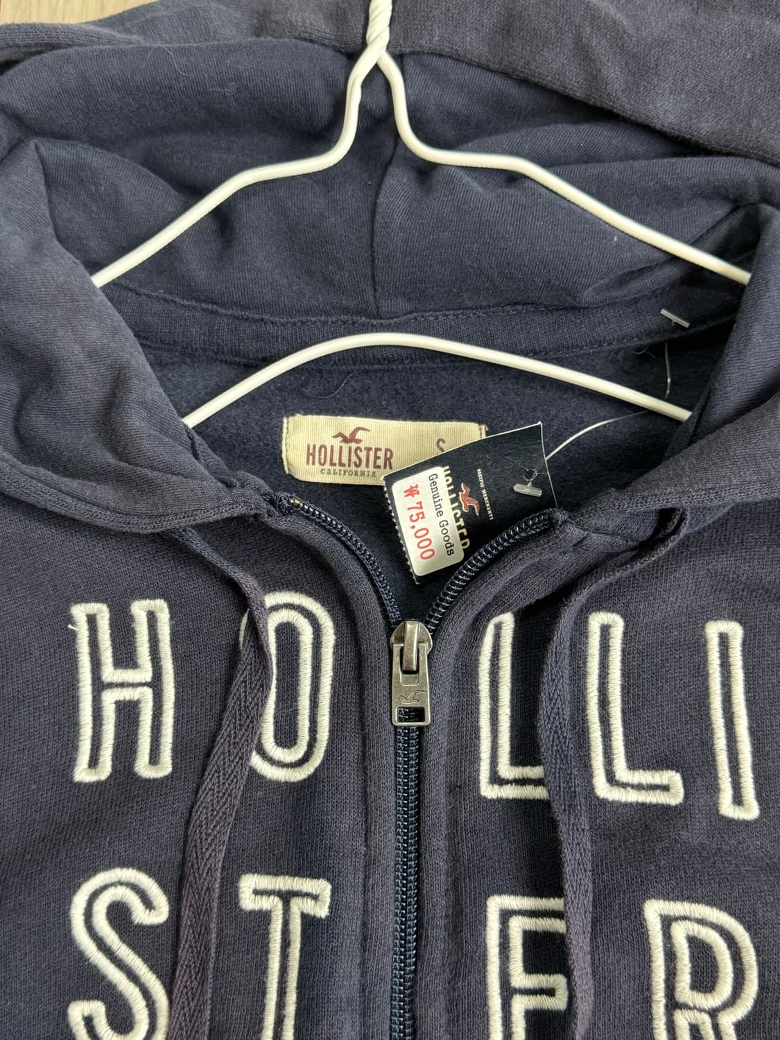 홀리스터 네이비 슬림핏 후드집업 상품이미지3