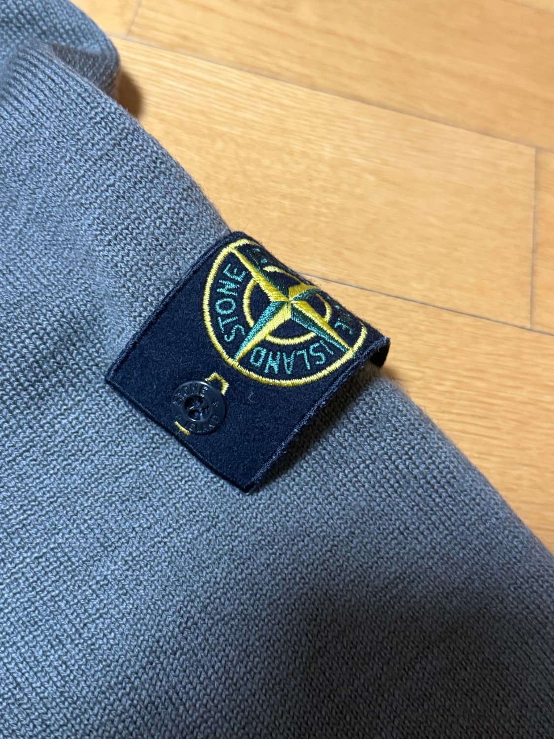 [XL] 스톤아일랜드 나일론 후드 니트 집업 올리브 상품이미지2