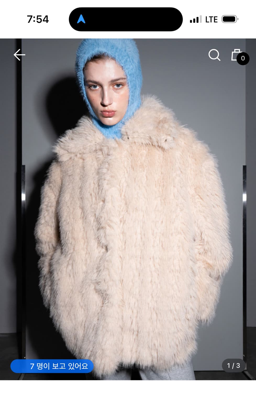 320쇼룸 에코 퍼 자켓 베이지 상품이미지1